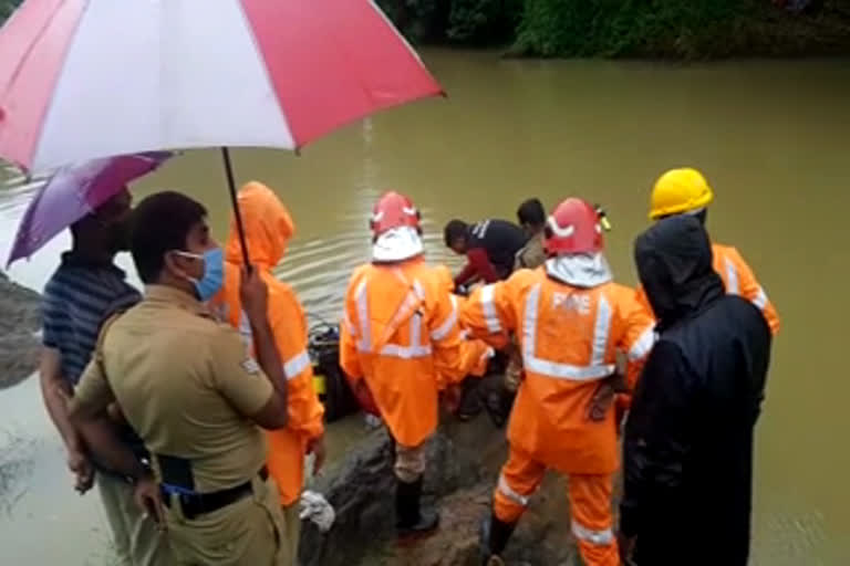 student drowned in vamanapuram death in vamanapuram river vamanapuram river student died വാമനപുരം നദിയില്‍ മുങ്ങി മരിച്ചു വിദ്യാർഥി മുങ്ങി മരിച്ചു തിരുവനന്തപുരം മെഡിക്കൽ കോളജ് മോർച്ചറി