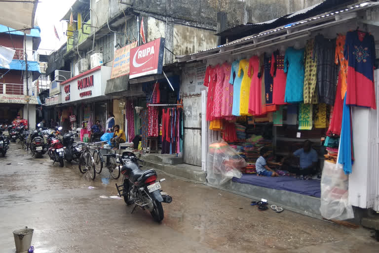 no buyers in Jalpaiguri due to amphan