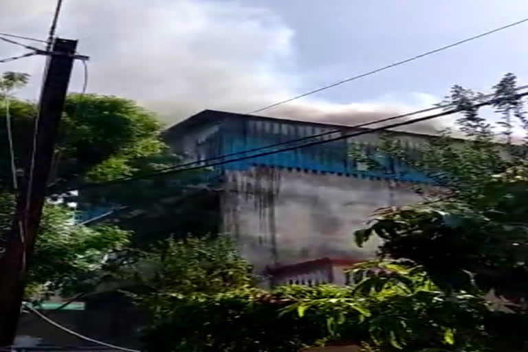 Godown caught fire in Bhopal