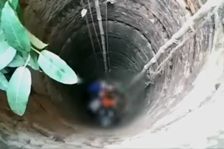 deadbodies are found in the well at warangal