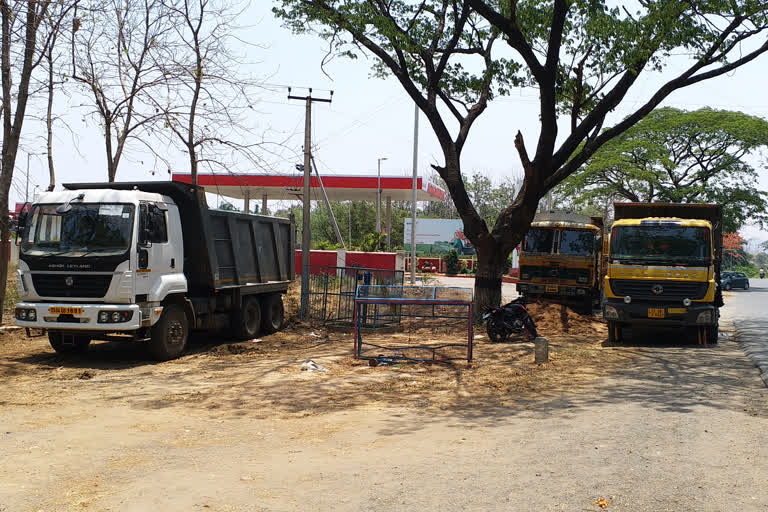 10 Sand Lorries Siege in Khammam District
