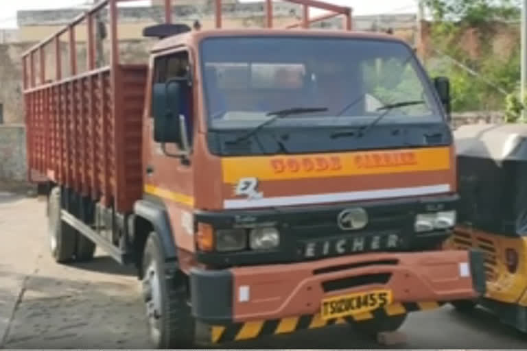 Young Man Die In Road Accident In Amberpet