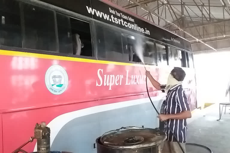 manthani rtc Depo staff make special sanitization machine to sanitize buses