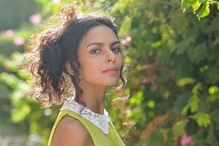 bidita bag is worries about parents