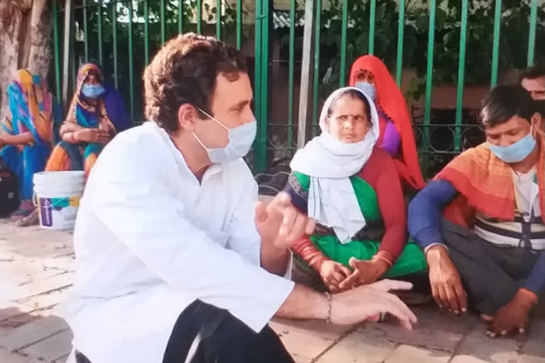 Congress releases documentary on Rahul's interaction with migrants