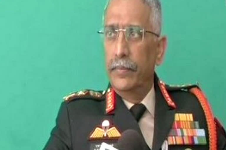 Army chief visits Ladakh to review LAC situation