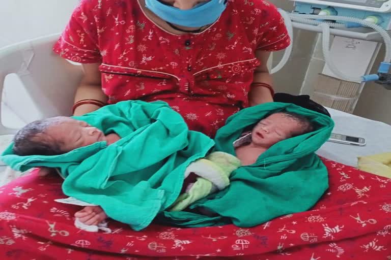 Covid-19 lady gave birth to  twins baby