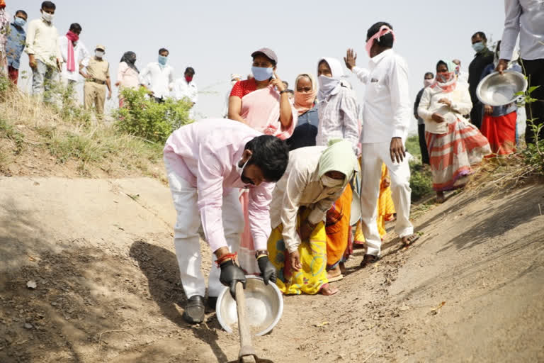 CM KCR's inspiration to the country's farmer: MLA Korukanthi