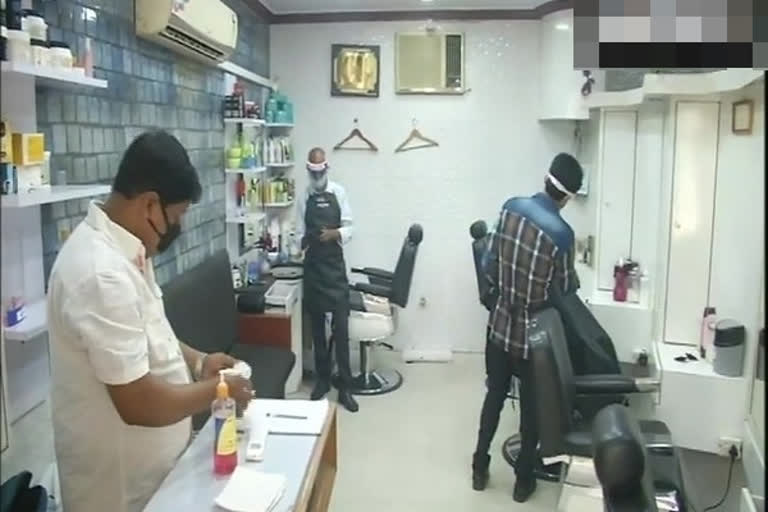 Barber shops, salons reopen in Lucknow