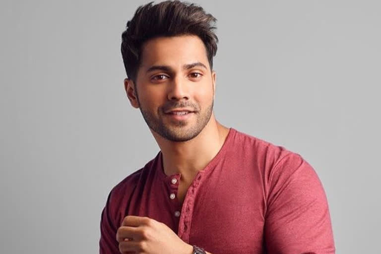 Varun Dhawan shares a picture with his aunt as he mourns her demise; captions it 'Love you maasi'