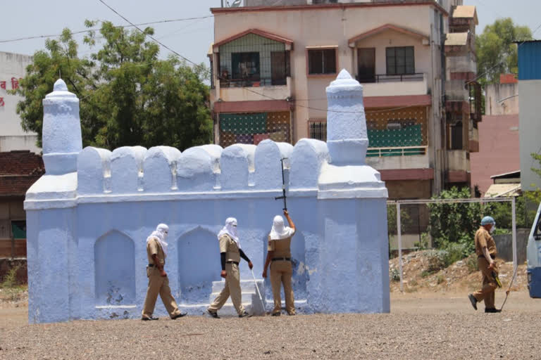 no  eid prayers at the historic eid gah in malegaon