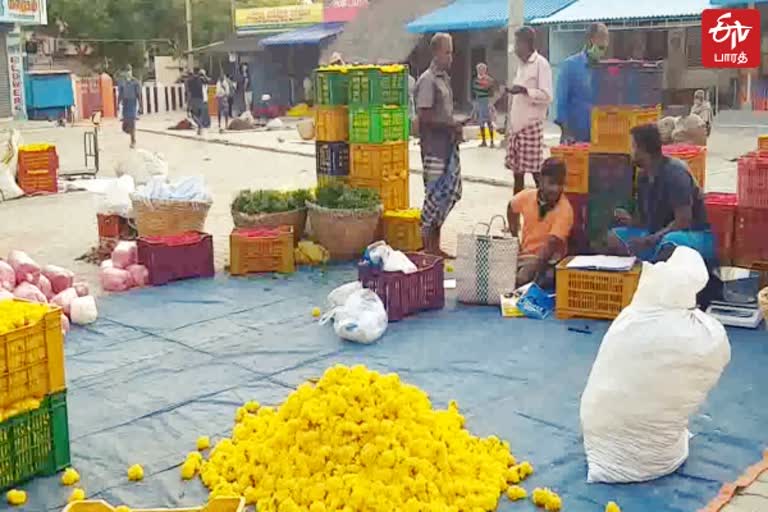 அறுபது நாட்களுக்கு பின் செயல்பட ஆரம்பித்த தோவாளை மலர் சந்தை