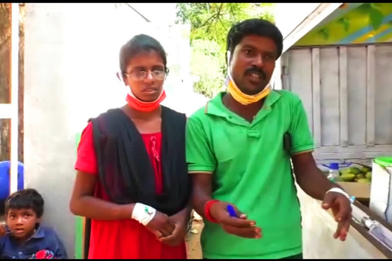 Tamil Nadu  Parents consume poison  molestation  cops fail  daughter molestation