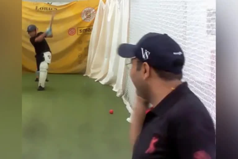 virender sehwag son aryavir sehwag training session watch video