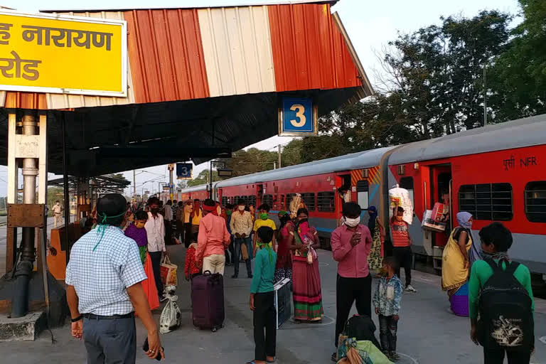 arrival of migrant laborers in aurangabad