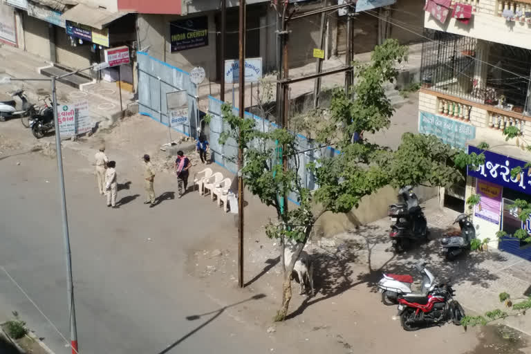 Entrance of Corona in the urban area of Navsari