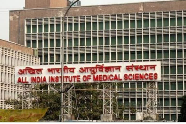 aiims senior sanitation supervisor dies due to corona in delhi