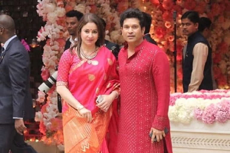 Sachin Tendulkar, Sachin Tendulkar, Sachin Tendulkar 25th marriage anniversary