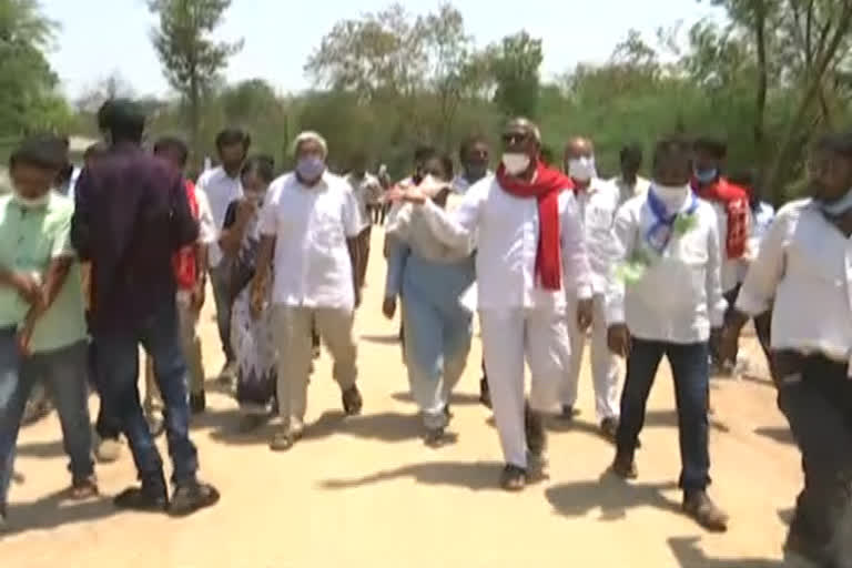 chada venkata reddy and kodandaram visited kabja lands of osmaniya university in hyderabad