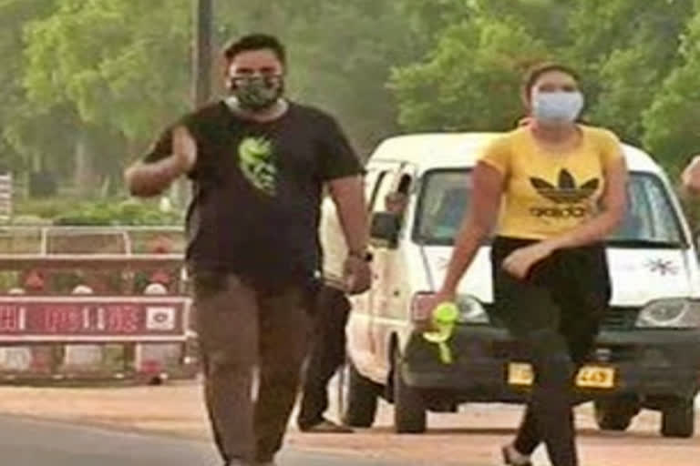 Delhi's air quality improves as overall AQI reaches 128