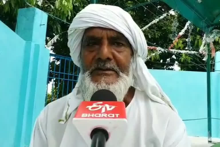 manzoor hasan of Gopalganj digging his own grave