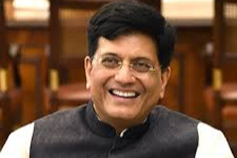 union railway minister piyush goyal  piyush goyal criticized maharashtra govt  piyush goyal on train depart issue  trains for labors in maharashtra  केंद्रीय रेल्वेमंत्री पियुष गोयल लेटेस्ट न्युज  पियुष गोयल यांची महाराष्ट्र सरकारवर टीका