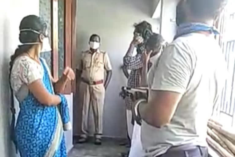 couples threatened in perambalur district