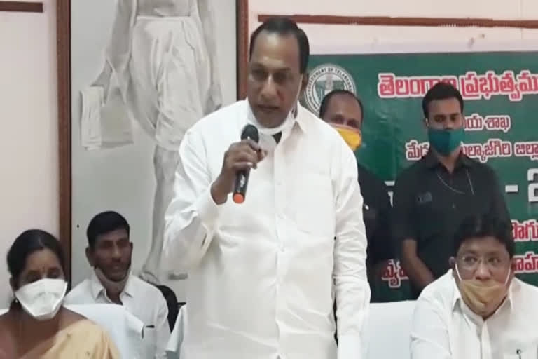 minister malla reddy comments sarpanchs need to know crops in villages