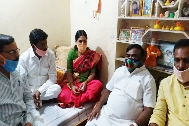 yacharam Woman MPP sukanya mla treatment is inappropriate