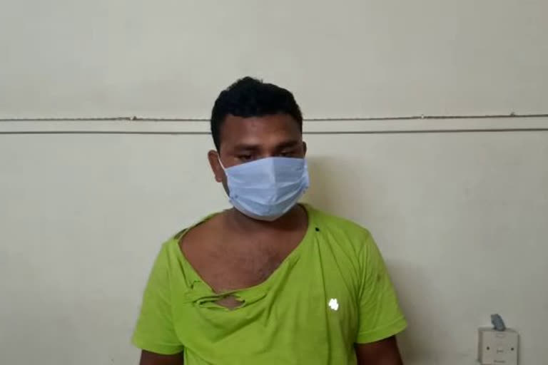 borpatarode arrested  ganja saler by police