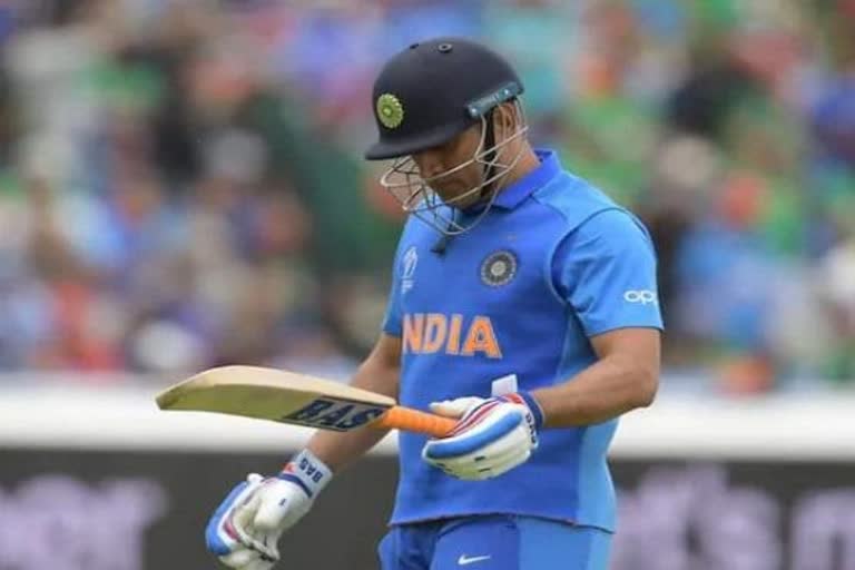 EXCLUSIVE: Will Dhoni's career end if T20 World Cup is postponed this year?