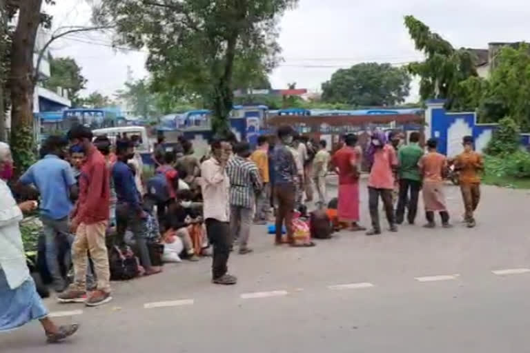 Labourers stranded in Behrampur