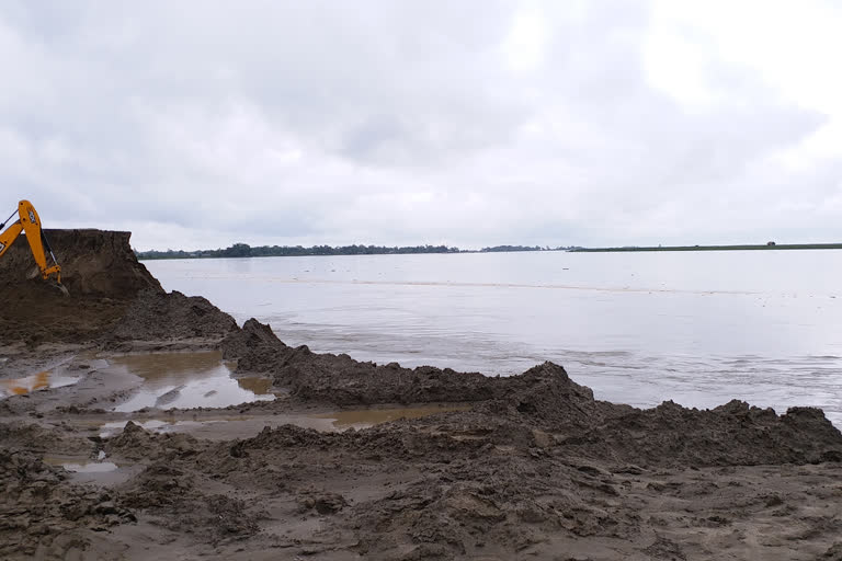 bihpuriya lakhimpur dam destroy landside