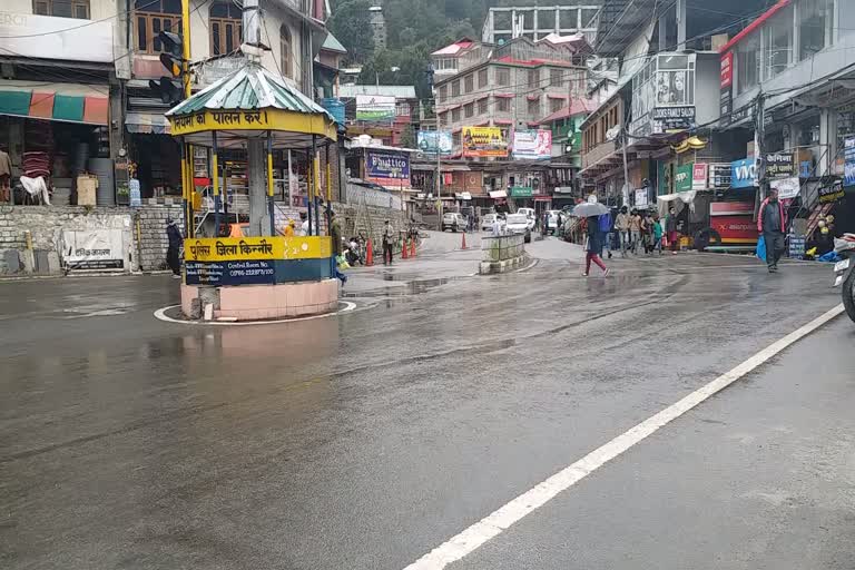 Rainfall in Kinnaur brought down the temperature