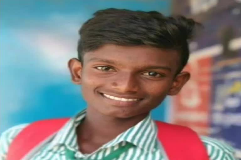 பிளஸ்டூ மாணவன் கிணற்றில் மூழ்கி பலி