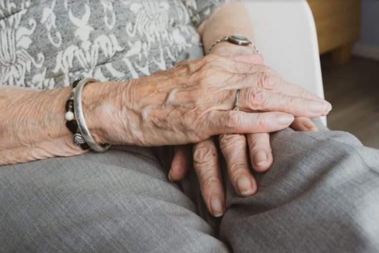 103-year-old grandmother from Massachusetts celebrates COVID-19 recovery with ice-cold Bud Light