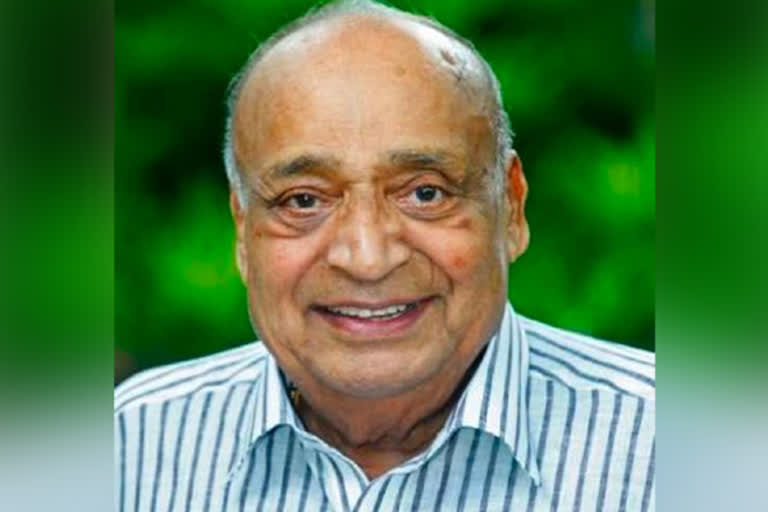 MP Veerendra Kumar passes away, எம்.பி. வீரேந்திர குமார், வீரேந்திர குமார் எம் பி, PTI Director, Mathrubhumi cheif, மாத்ருபூமி செய்தி குழுமம்