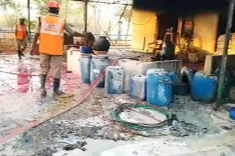 sri hari chemical factory burned due to shortcircuit in kadapa district