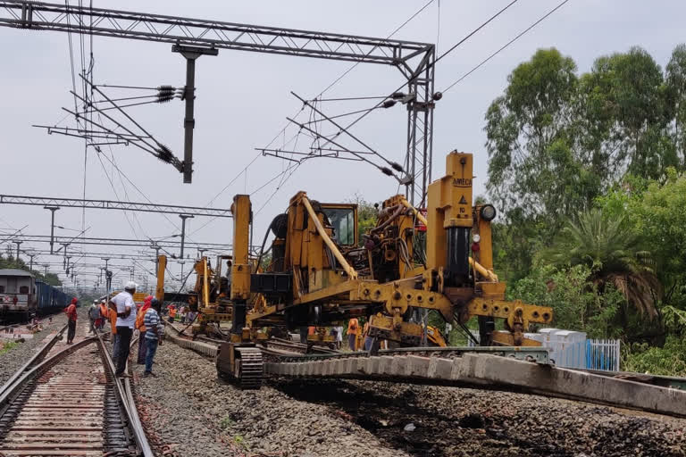 south central railway utilized lockdown period for Maintenance of rails