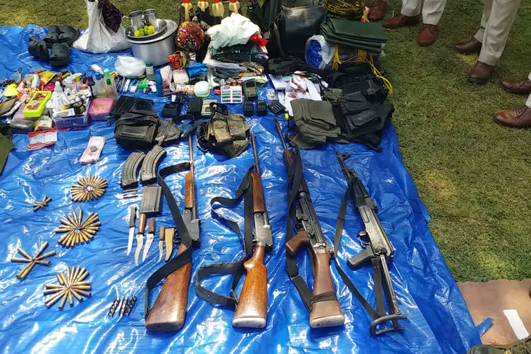 -mahendra-karma-pso-weapons-found-in-manpur