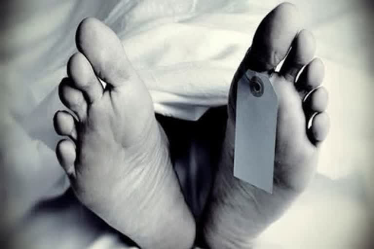 Woman commits suicide after husband refuses to buy smartphone