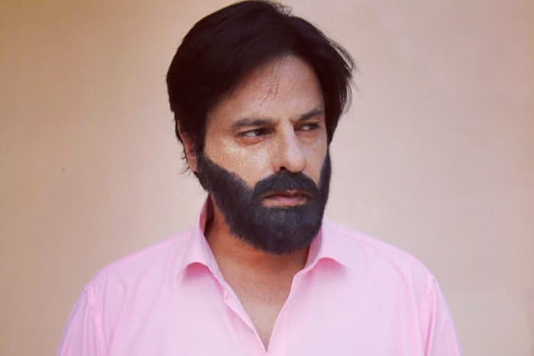 Aashiqui fame actor Rahul roy is making a comeback with kanu behal film agra