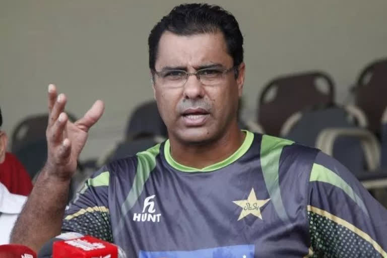 Waqar younis quits social media beacuse acoount was hacked