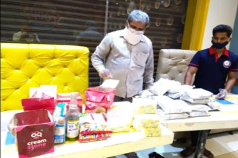 food-safety-controller-raids-on-icecream-parlours-in-vijayawada