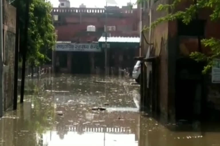 Loni Community Health Center becomes mud pond due to rain