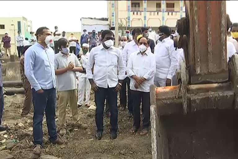 Minister Puvvada ajay kumar started pattana pragathi program in Khammam