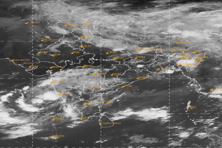 કોરોના વાઈરસના કહેર વચ્ચે ગુજરાત પર વાવાઝોડાનું સંકટ, 4 અને 5 જૂન ભારેથી અતિભારે વરસાદની આગાહી