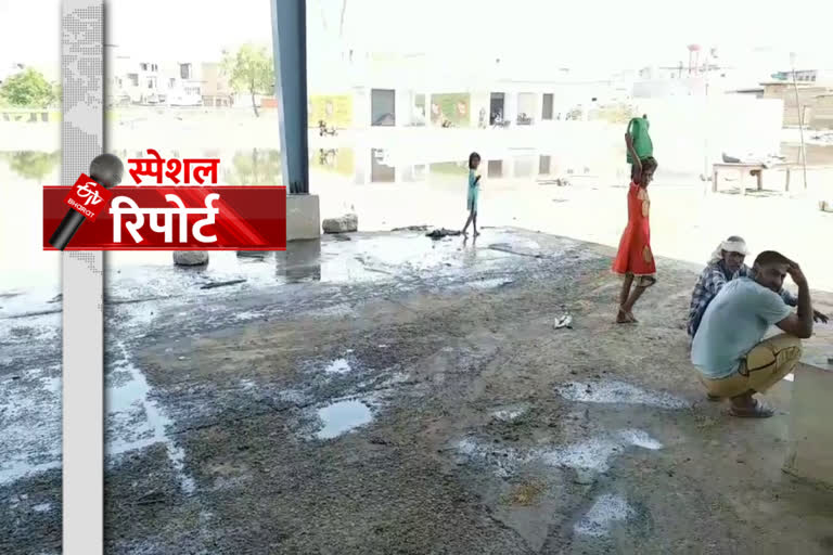 water logging in hodal grain market