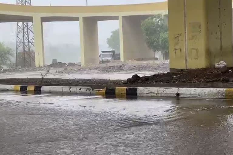 pimpri-chinchwad was hit by pre monsoon rains