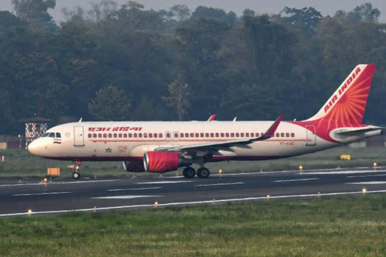 ലണ്ടൻ എയർ ഇന്ത്യ വന്ദേ ഭാരത് മിഷന്‍ സിവിൽ ഏവിയേഷൻ മന്ത്രി ഹർദീപ് സിംഗ് പൂരി Vande Bharat Phase 3 Air India London Civil Aviation Minister Hardeep Singh Puri